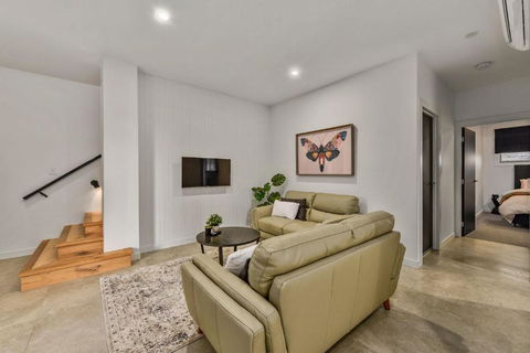 Luxury On Holland Kingston SE - Accommodation Asia 3