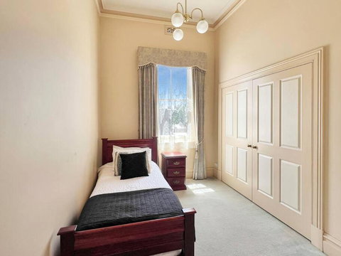 Mandalay Circa 1890, Magnificent Bendigo Home - Accommodation Asia 2