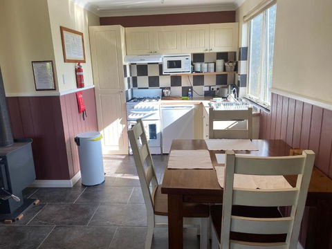 Manyat Peak Cottages Carnaby - Accommodation Guide 3