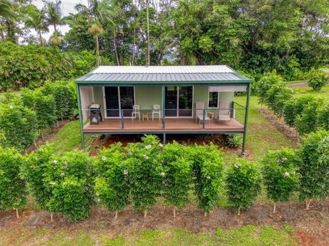 Mena Creek Flower House - Accommodation Asia 2