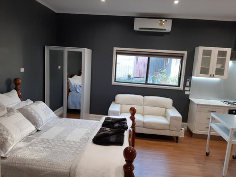 Maple Leaf Cottage - Accommodation China 0