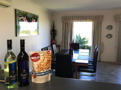 Marina Park View - Accommodation Guide 2