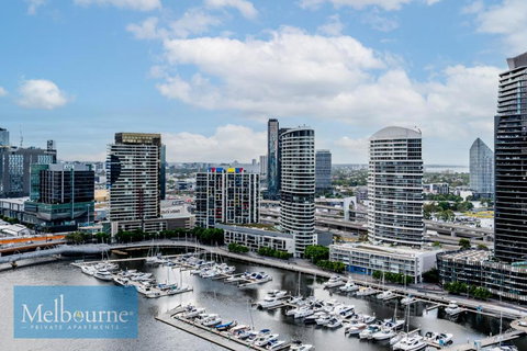 Melbourne Private Apartments - Collins Street Waterfront, Docklands - Accommodation Asia 3