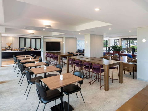 Mercure Sydney Blacktown - Accommodation Guide 1