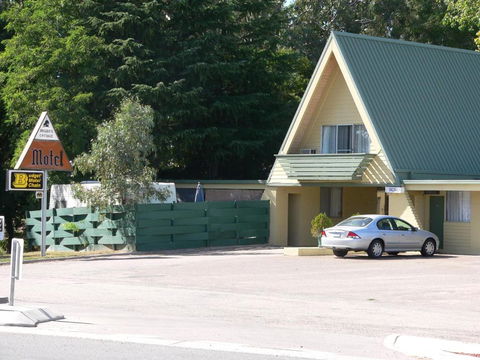 Millers Cottage Motel - Accommodation Guide 0