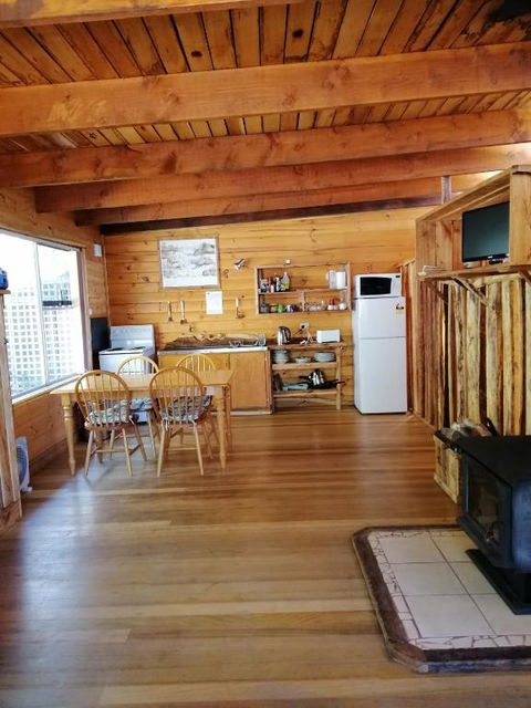 Minnow Cabins Lower Beulah - Accommodation Asia 2