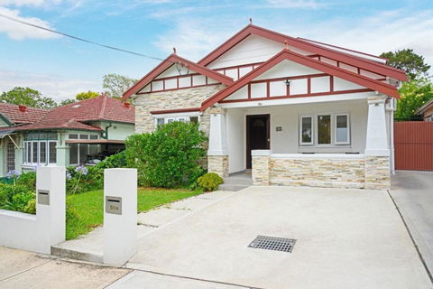 Mins To Mall Convenient 3 Beds Classic Charm Home - Accommodation Asia 0