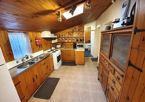 Miss Mabel Cottage - Accommodation Guide 0