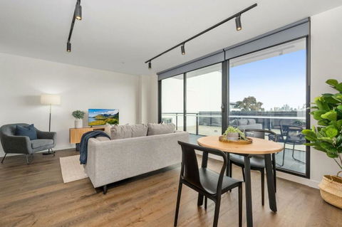 Modern Brunswick - Accommodation Asia 0