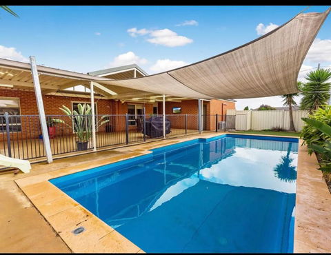 Modern Family Home With Pool - Accommodation Asia 0