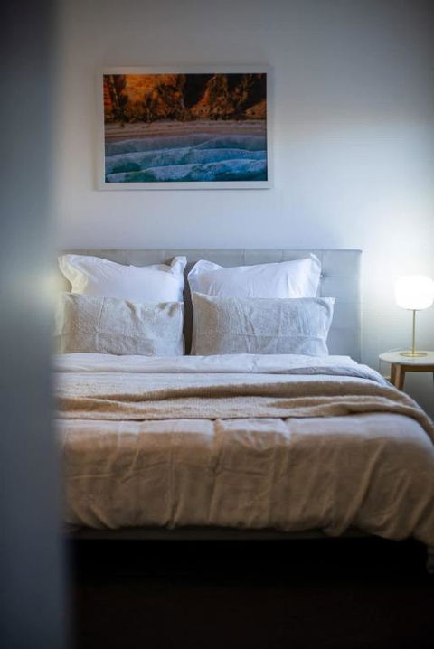 Modern Townhouse, Close To Beach - Accommodation Asia 2