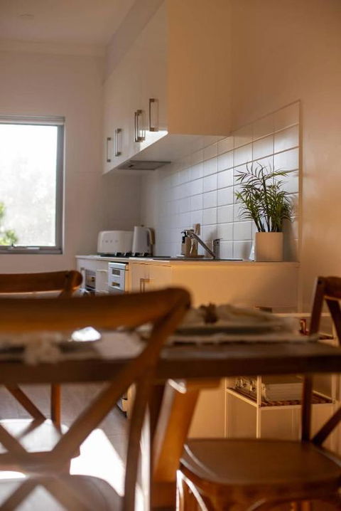 Modern Townhouse, Close To Beach - Accommodation Asia 3