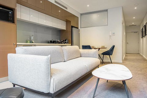 Modern Urban Retreat 1BR Apt Near Chatswood - Accommodation Asia 2