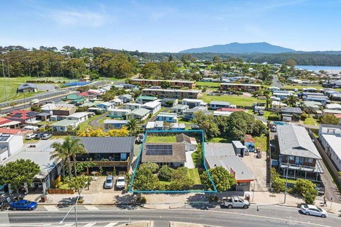 Narooma Lighthouse Cottage - 74 Princes Highway Narooma - Accommodation China 1