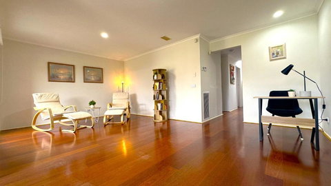 Near Airport And Easy To Melbourne CBD By GoodLive - Accommodation Asia 3