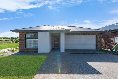 Morview Holiday Homes-Elephant - Accommodation Asia 1