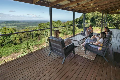 Mountain Retreat With Ocean Views And Fireplace - Accommodation Asia 1