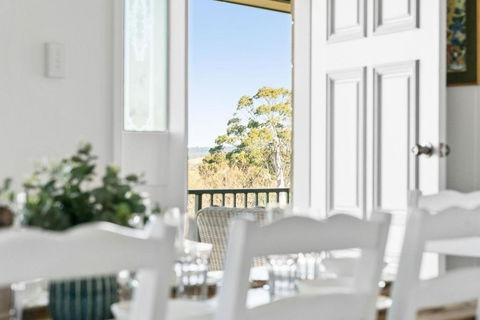 Mountain Views Milton - Accommodation Asia 1