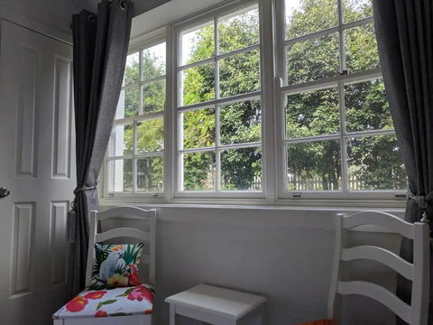 Mountshannon - Accommodation Asia 2