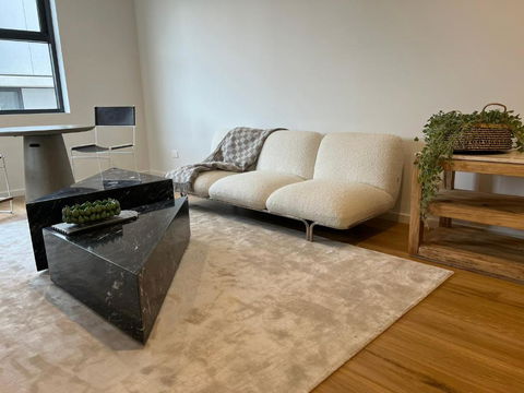 NEW BOUTIQUE 1bd Apt - Accommodation Asia 2