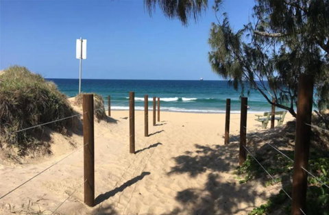 NEW Upmarket OCEAN 3Bed 2Bath Unit - 250m 2 BUDDINA BEACH! - Accommodation Asia 2