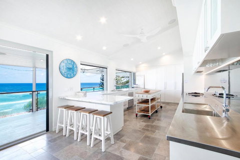 Ocean Panorama With Private Pool! - Accommodation Guide 3