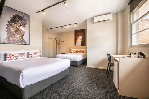 Nightcap At The Charles Hotel - Accommodation Asia 1