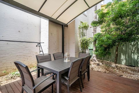 Newtown Nest - Chic Terrace Living Off King Street - Accommodation Guide 2