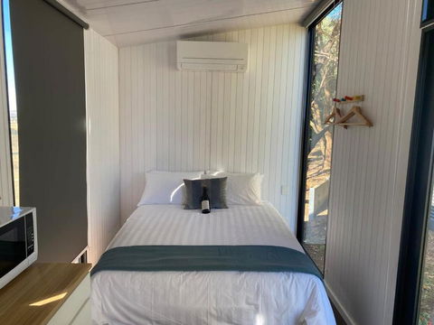 Nichol Road Hideaway By Tiny Away - Accommodation Asia 3