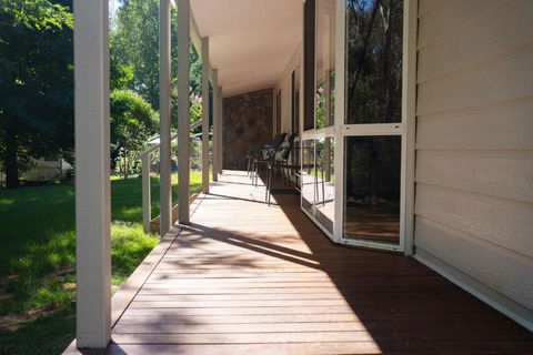 Nirvana - Accommodation Guide 2