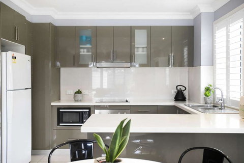 North Harbour - Accommodation China 2