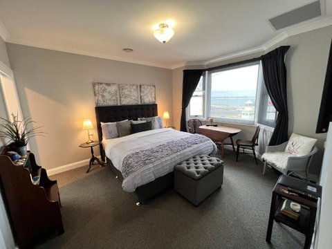 Number 10 -King Bed With Breakfast - Accommodation China 0