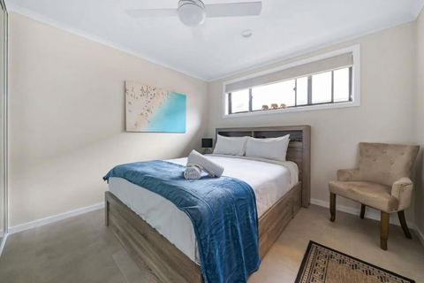 Oak Retreat Bliss By The Beach - Accommodation Asia 3