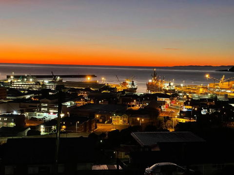 Oakleigh House - Accommodation Asia 1