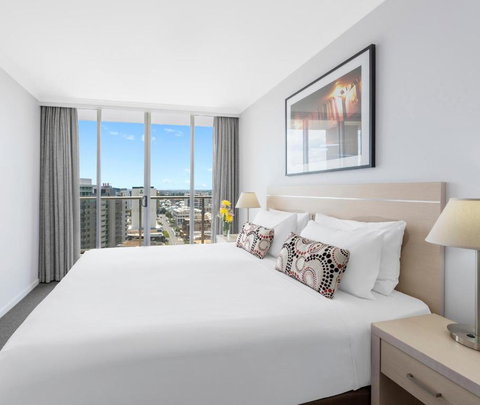 Oaks Brisbane Lexicon Suites - Accommodation Guide 0
