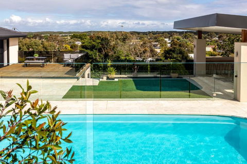 OASIS ON SUNSET - Tranquility Close To The Ocean - Accommodation Guide 0
