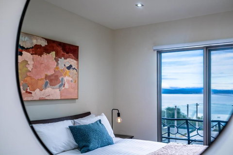 Oceaan 101 - Freycinet Holiday Houses - Accommodation Guide 1