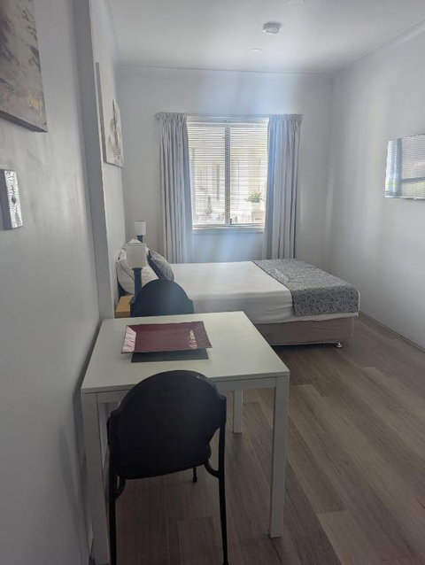 Ocean Drive Motel - Accommodation Guide 1