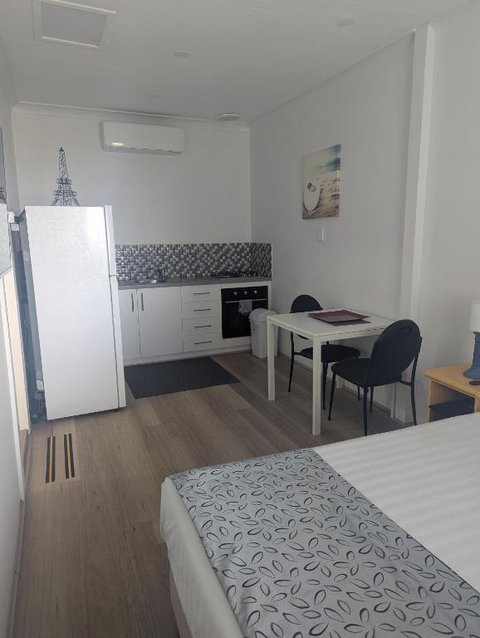 Ocean Drive Motel - Accommodation Guide 2