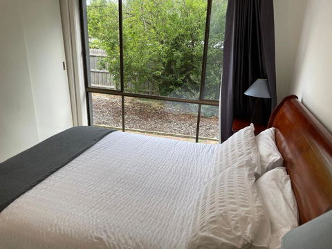 OCEAN GET AWAY - Accommodation Guide 2