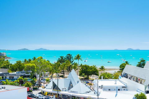 OCEAN VIEWS 10A - Accommodation Guide 2