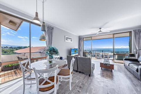 OCEAN VIEWS 16 Pool & Spa Wi-FI - Accommodation Guide 0