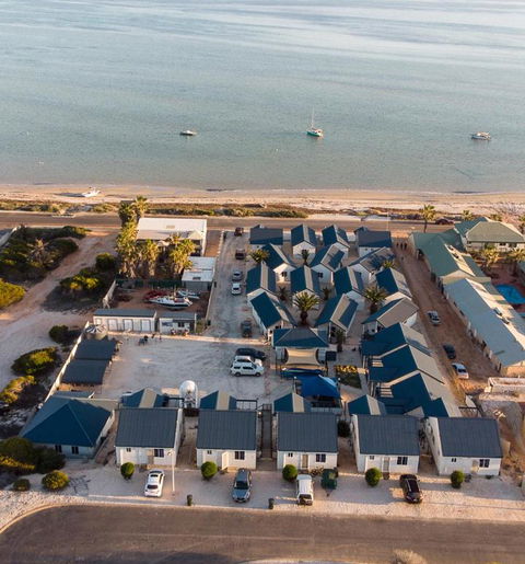 Oceanside Village - Accommodation Asia 1