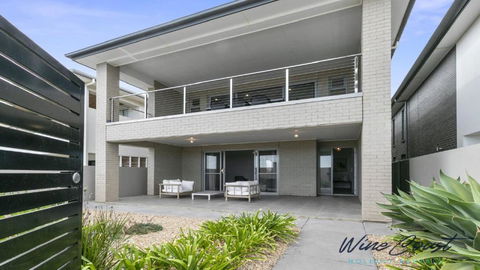 Oceanview Escape By Wine Coast Holidays - Accommodation Asia 2