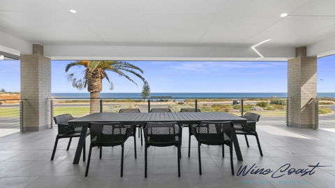 Oceanview Escape By Wine Coast Holidays - Accommodation Asia 3