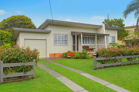 ONDINE, 4 Belmore Street - Accommodation Guide 3