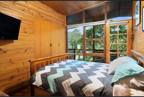 ONE OF A KIND Vacation Rental- Berkeley Vale - Accommodation Guide 3