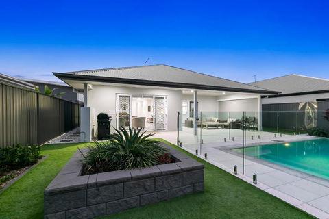 OSPREY ISLAND RETREAT - Accommodation Guide 0