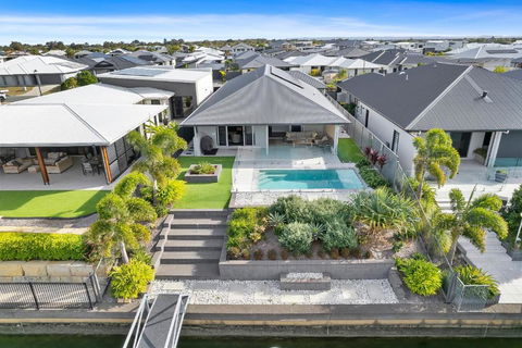 OSPREY ISLAND RETREAT - Accommodation Guide 3