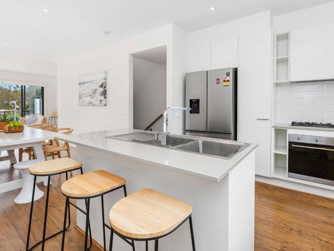 Osprey Mornington - Accommodation Asia 0
